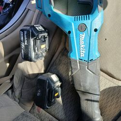 Makita 18-Volt Zawzall With 1 Battery Included