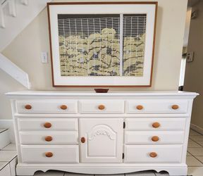 SOLID WOOD DRESSER EXCELLENT CONDITION DELIVERY AVAILABLE