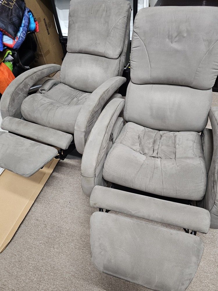 RECLINER Chair $40
