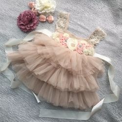 Brand New, Stunning Toddler Lace andk Tutu Dress with Removable Flower and Pearl Sash, size 5T