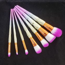 diamond shape makeup brush set