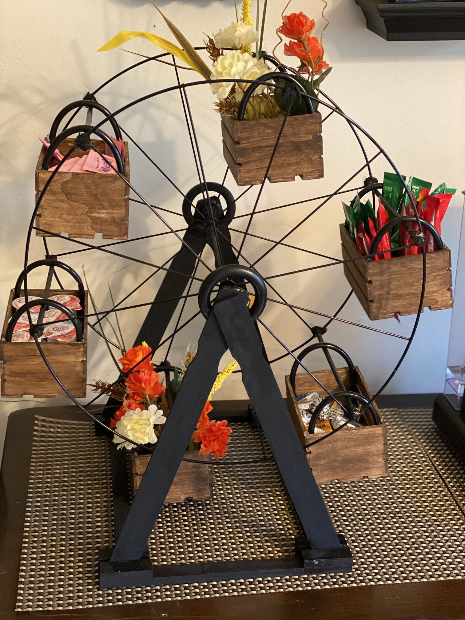 Wooden Mini Ferris Wheel