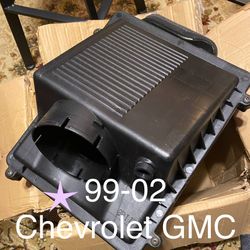 99-02 Chevrolet Chevy GMC Model Air Box  New 