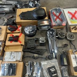 Harley Road Glide/Street Glide Parts