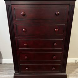 Sorelle Providence 5 Drawer Dresser