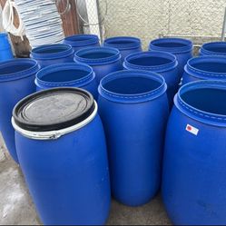 Plastic Drums 40 Gallons 