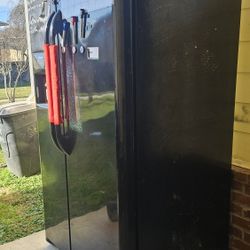 Double Door Good Working Refrigerator 