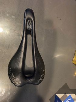 Selle Italia superflo slr carbon saddle