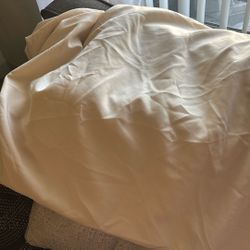 Beige Table clothes 