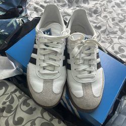 Adidas Samba Women’s 8,5