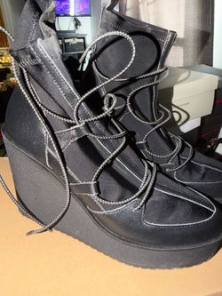 Steve Madden wedge boot