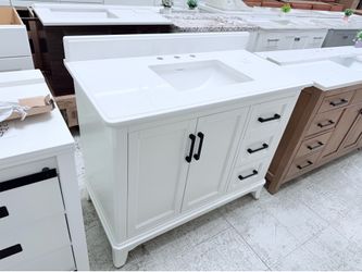 White bathroom vanity 42”in