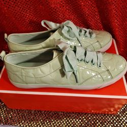 Coach NY Suzzy Mint Green Ladies Size 9M. New.