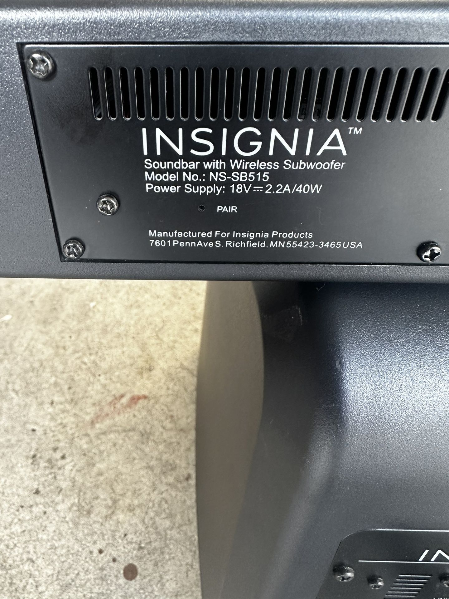Insignia Soundbar w/ Wireless Subwoofer for Sale in Ventura, CA OfferUp