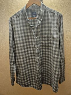 Extra large long sleeve button-down shirt