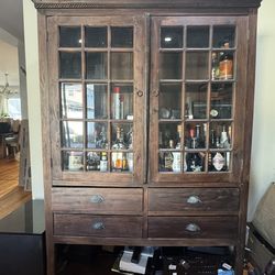 Bar -Entertainment center-  Armoire