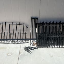 Vinyl And Metal Fence Sections