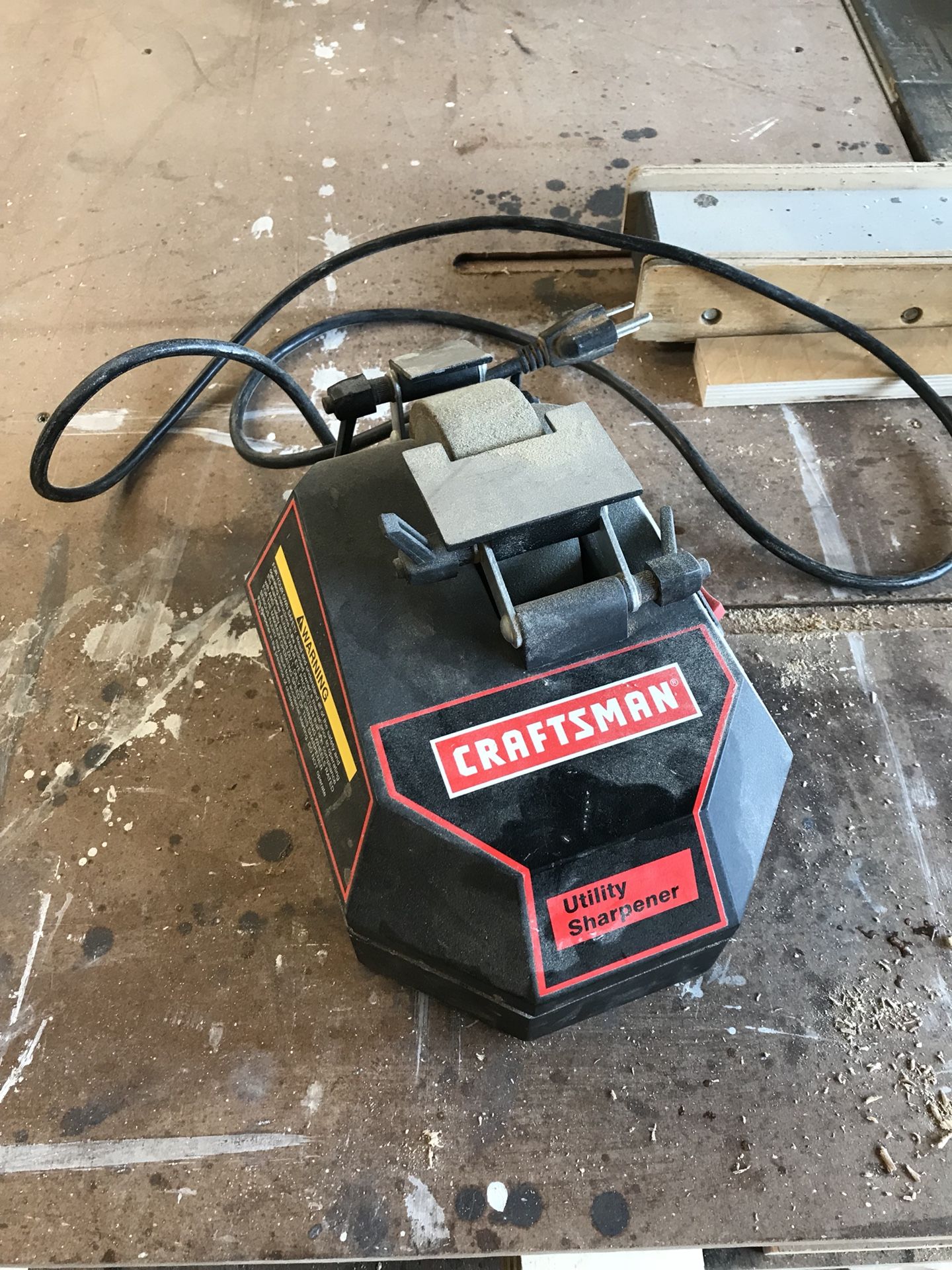 Craftsman utility sharpener