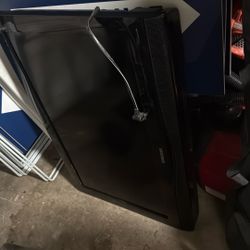 Samsung Tv 32in And Wall Mount