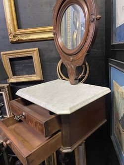 Antique Barber Station