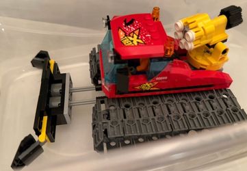 LEGO City X-Treme Snow Groomer Set
