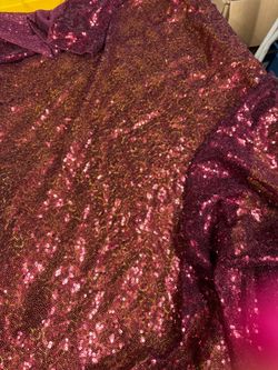 1 Burgundy panel and 10 burgundy diamond for table