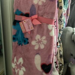 Stitch Valentines Blanket 