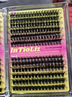 Lot Of 30 InTioLiz DIY Lash Extensions