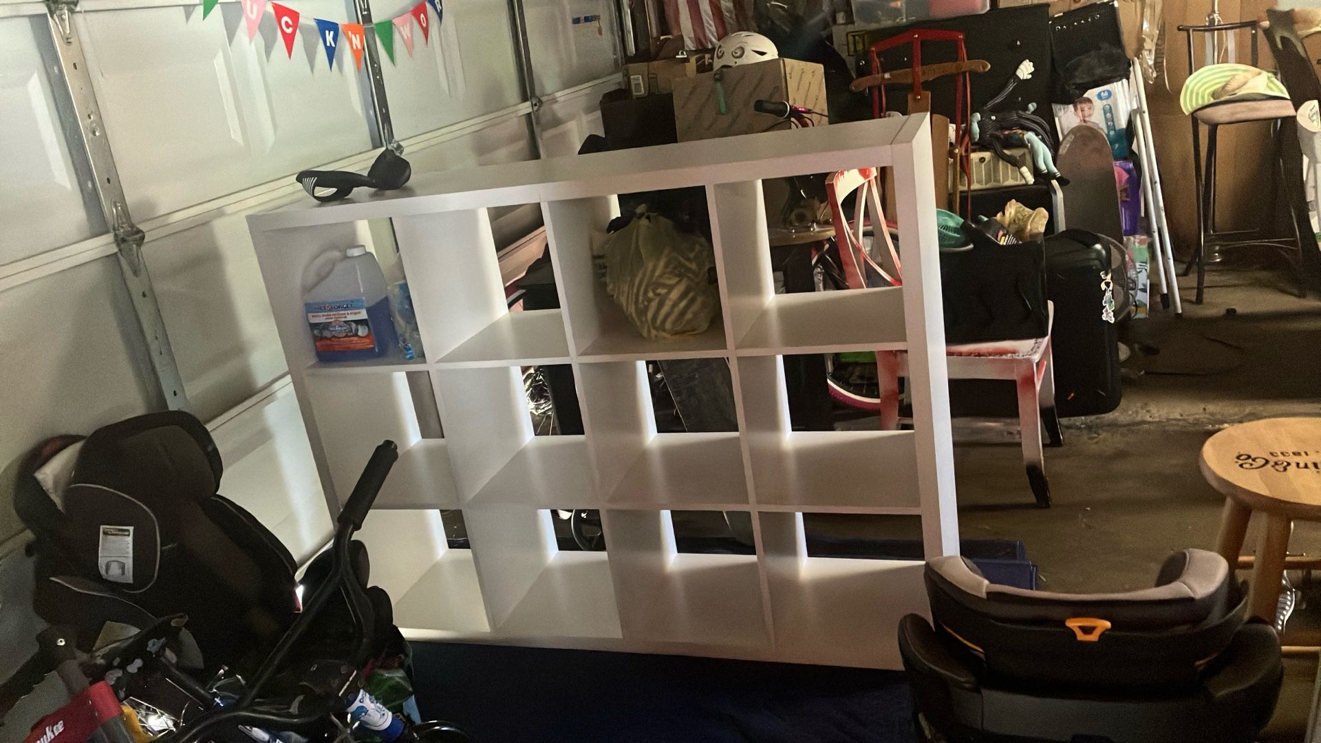 Shelf Unit