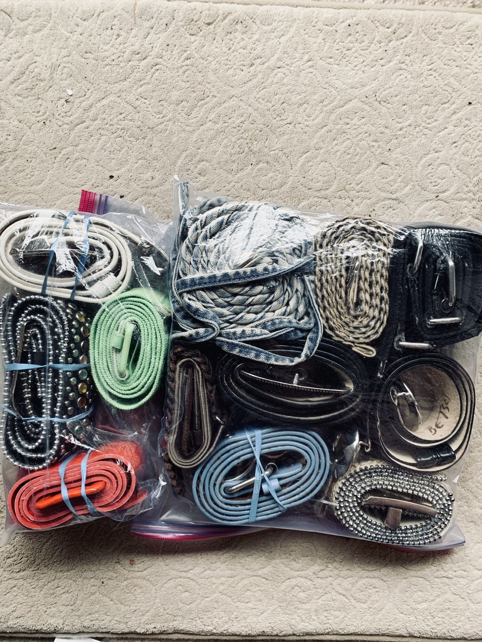 12 new belts, size from L/ XL
