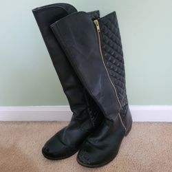 Black Boots
