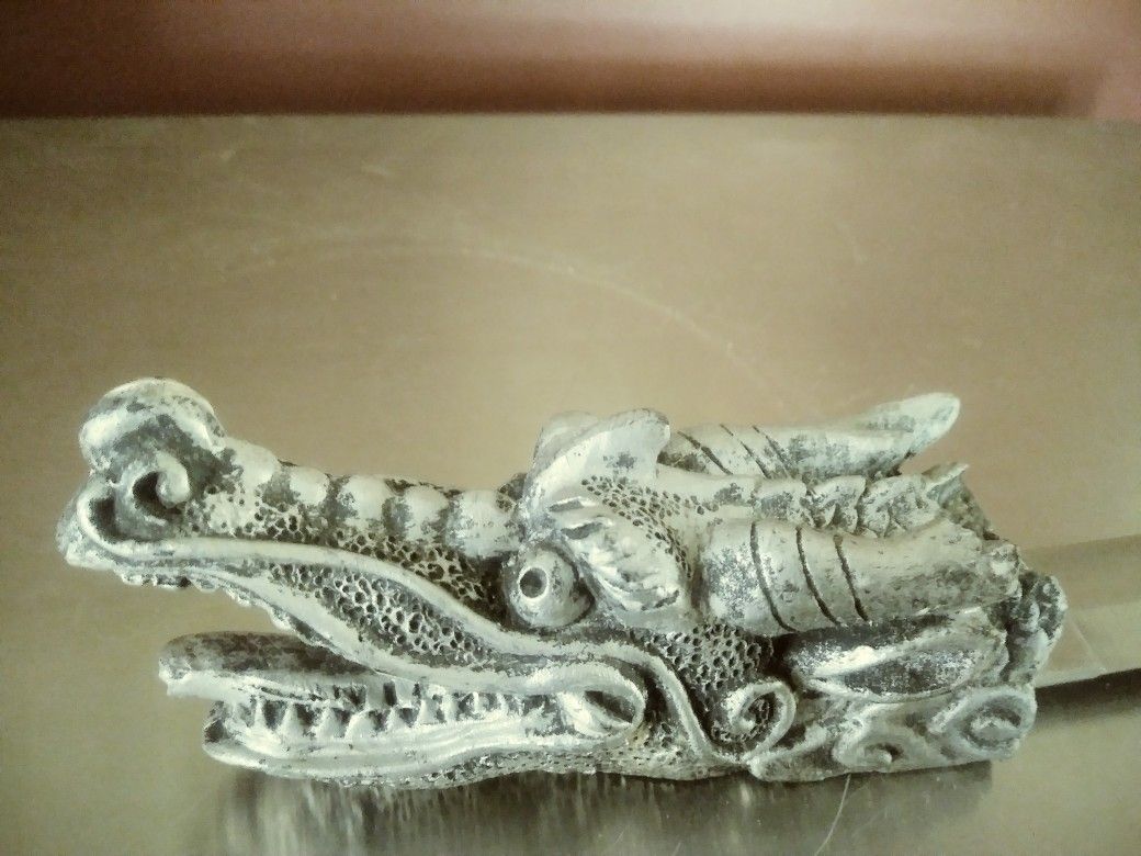 Decorative Dragon Knife π