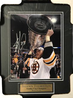 3 Bruins Autographs