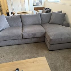 Motivated To Sell - Very Gently Used Rhyder Sectional