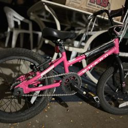 Haro Kids Bike Very Clean , 2 Hours Ridden Only 