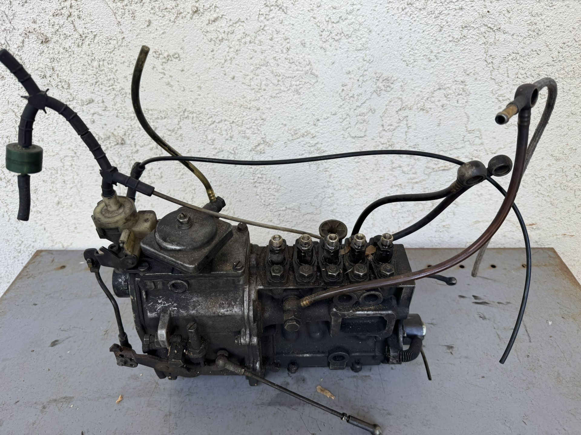 Fuel Injection Pump For Mercedes Benz 300D/SD Turbo Charged