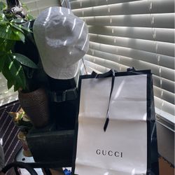 Gucci Hat With Gucci Bag