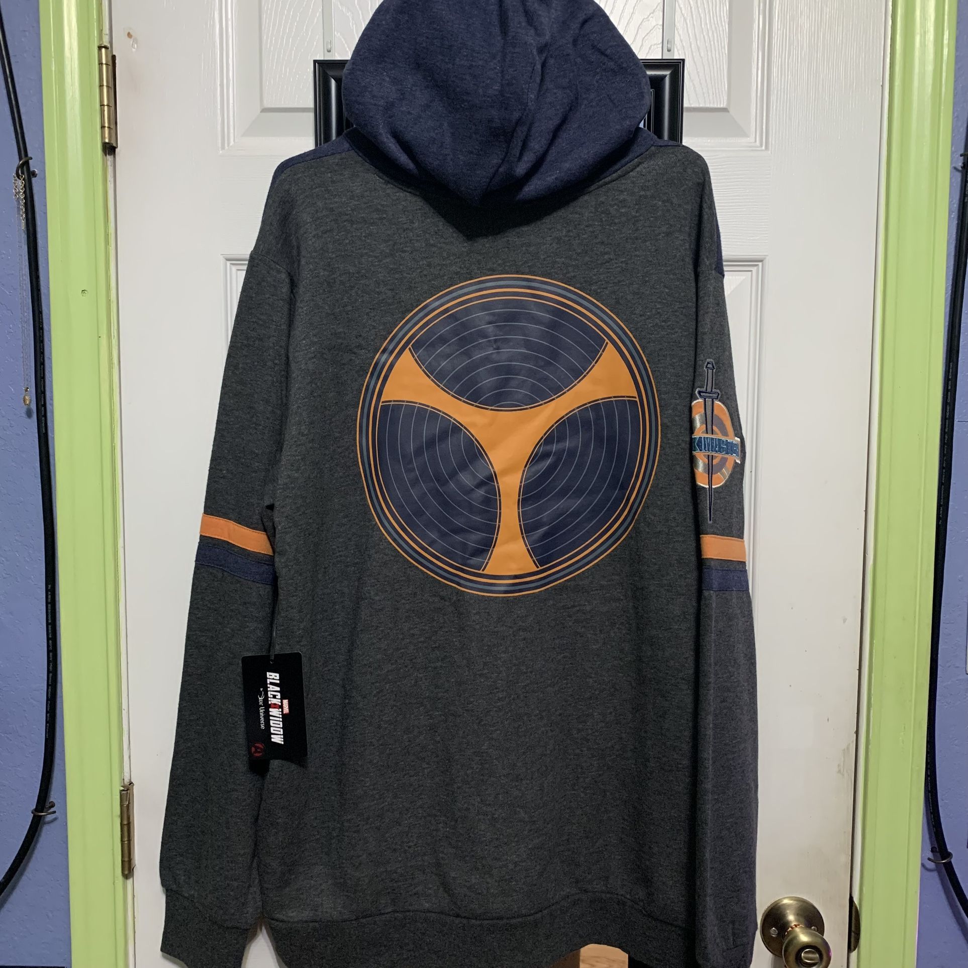 NWT Marvel Black Widow Taskmaster 1/4 Zip Hoodie OUR UNIVERSE Unisex Adult Sz XL