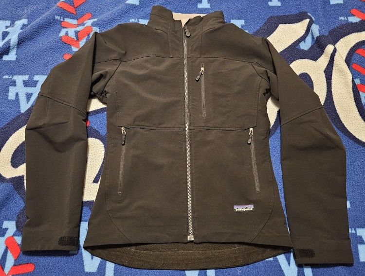 Pre-owned Patagonia Jacket Men's Black Softshell Full Zip Jacket, Men's XS