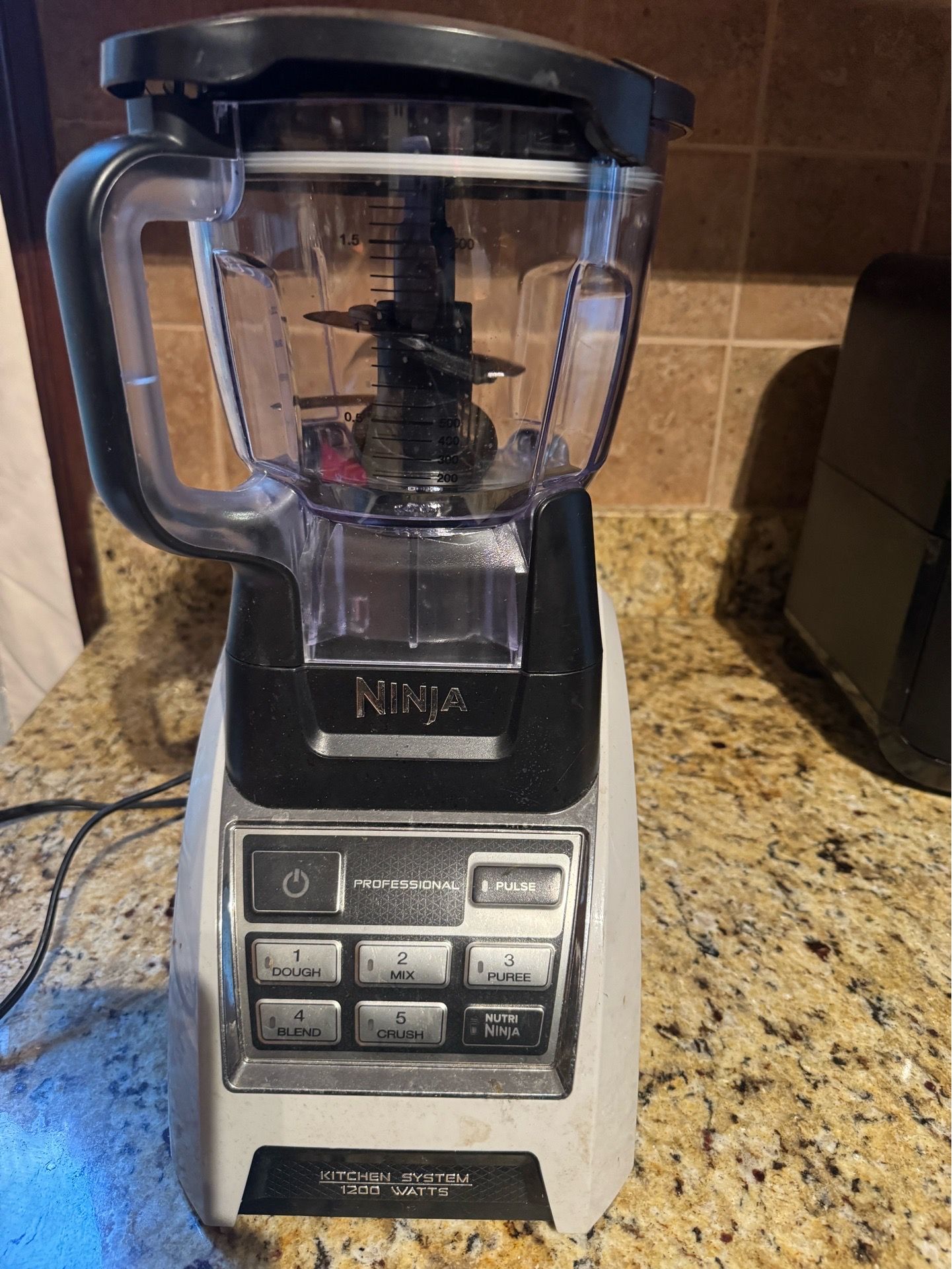 Ninja Professional Kitchen System 1200W Blender – NEW
