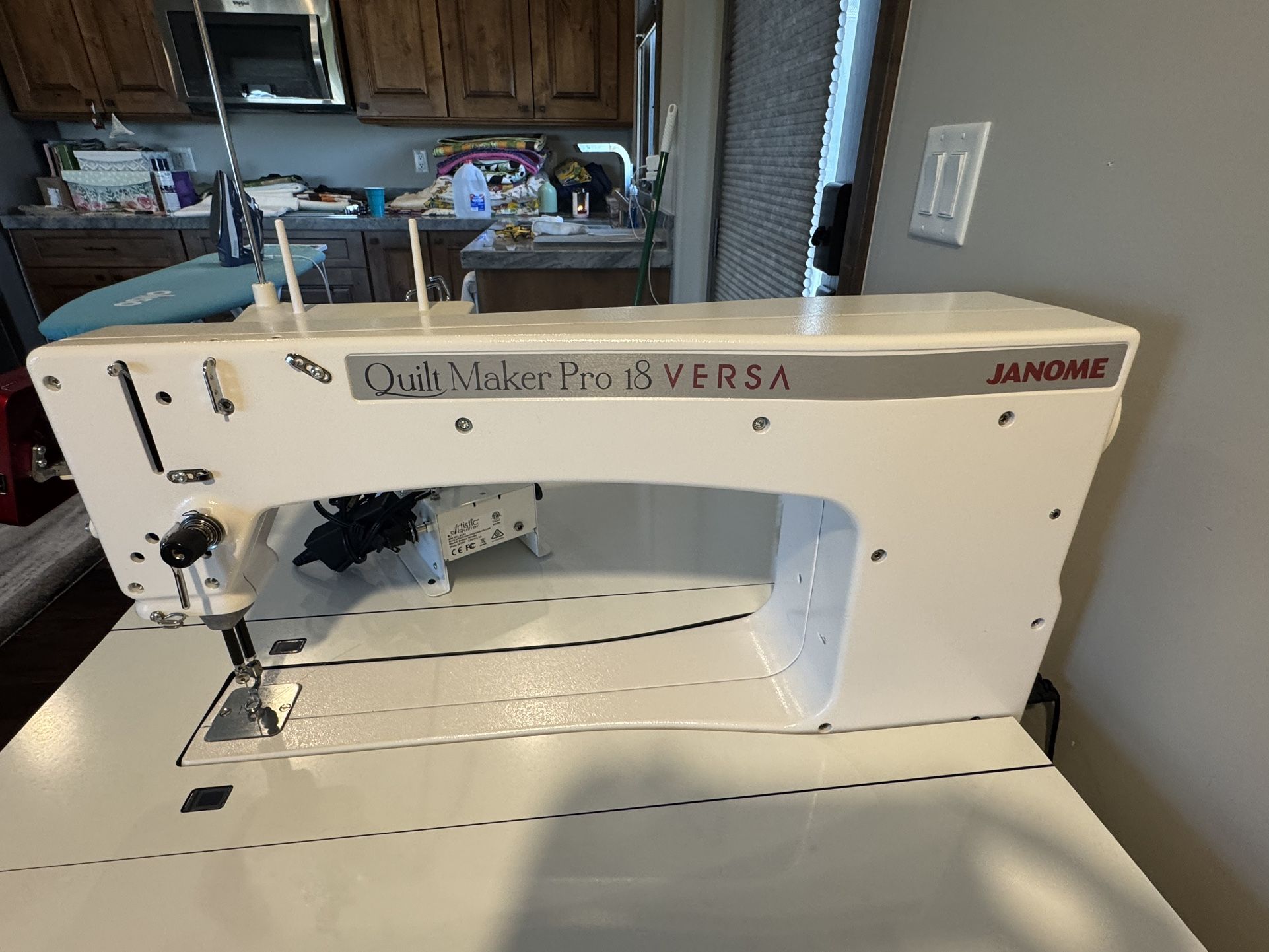 Janome Mid arm Quilting Machine
