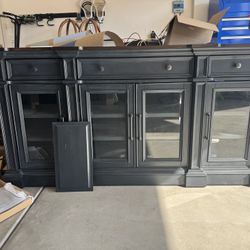 TV Console Up 80” TV