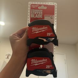 Milwaukee Measure Tape