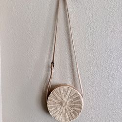 Round Woven Canteen Crossbody Summer Bag Purse