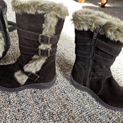 Purse and Boots For Girl And Women 