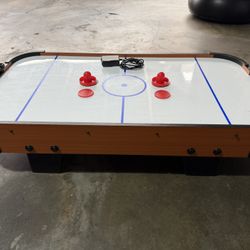 Air Hockey Table