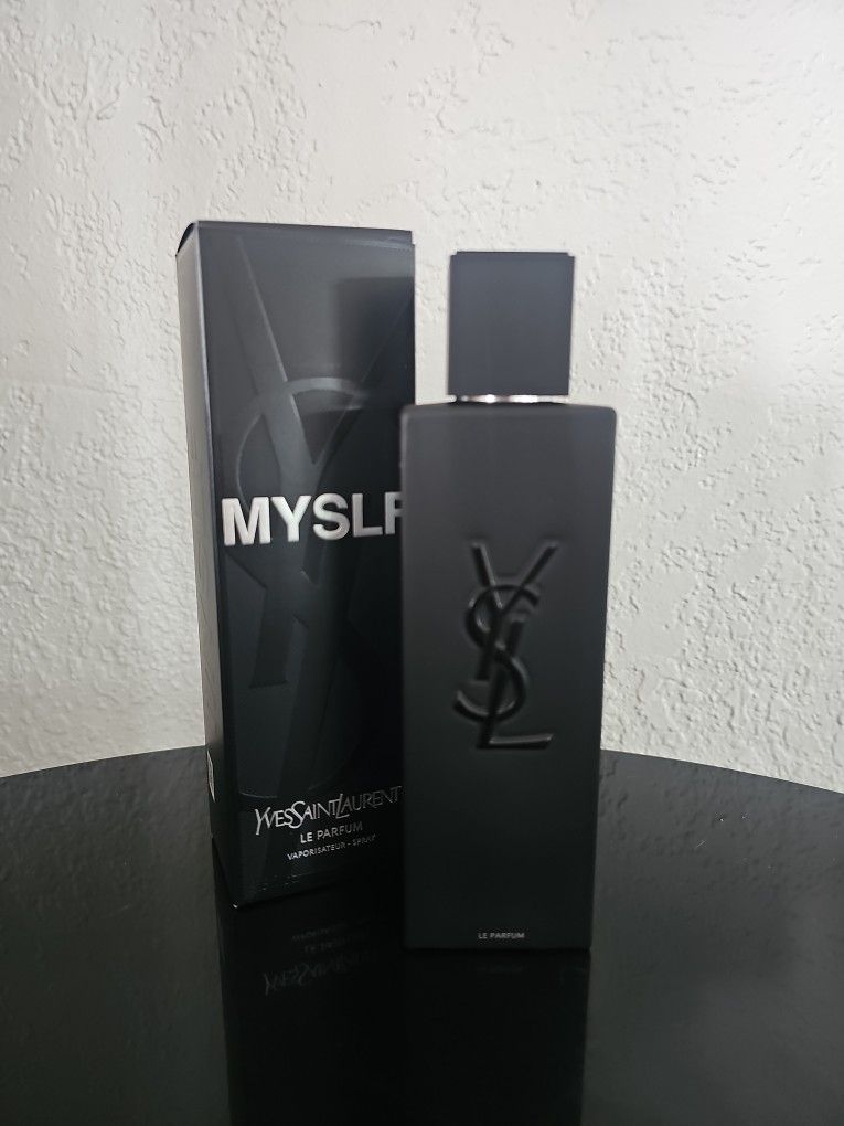 IVESSAINTLAURENT MYSLF LE PARFUM
