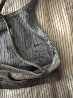 Gray Nike Dry Fit Sports Bar M