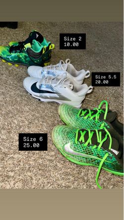 Youth cleats