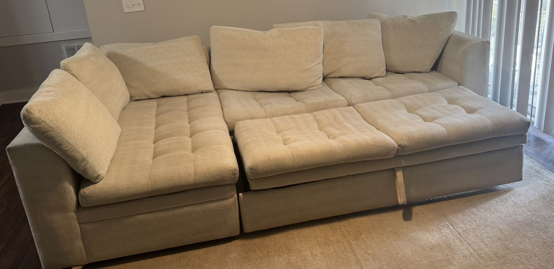Like-New L-Shaped Sectional Sofa (Professionally Cleaned) - $700 OBO